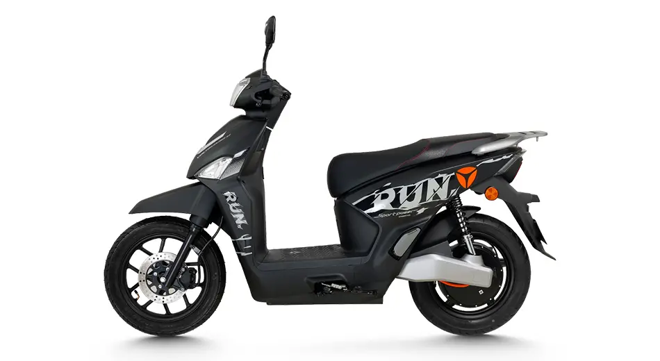 YADEA VOLTGUARD U màu đen - Xe máy điện dành cho nam giới