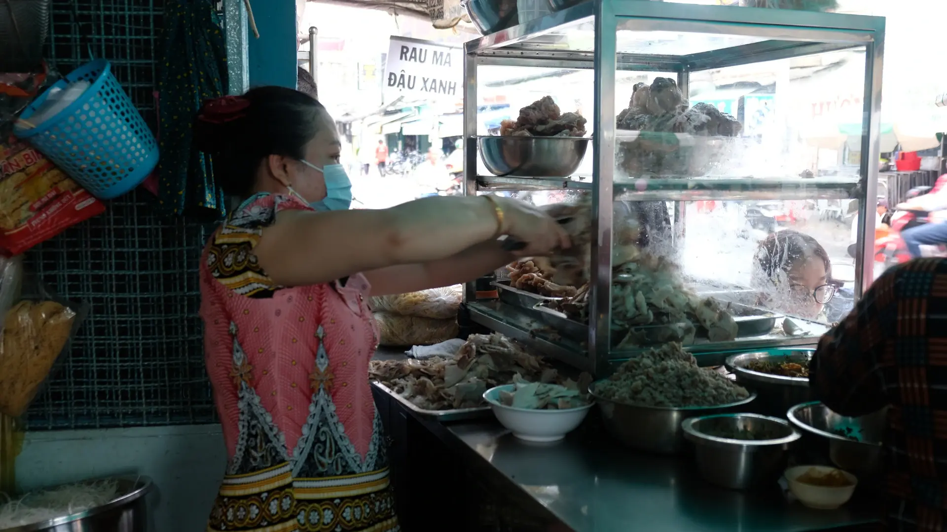 Hủ Tiếu Sườn Bà Hường