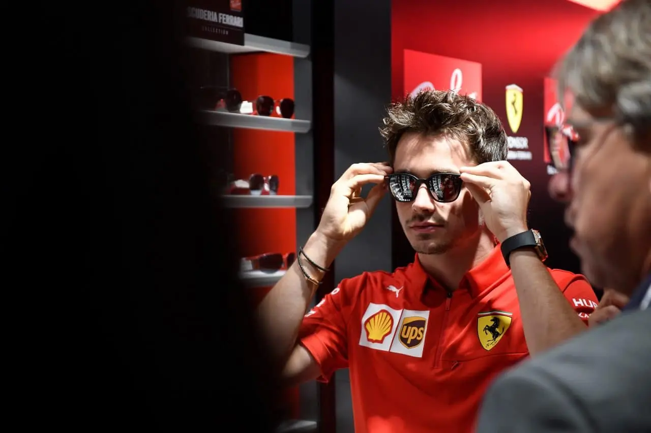 Hợp tác Ray-Ban Ferrari tại showroom Chính Hãng
