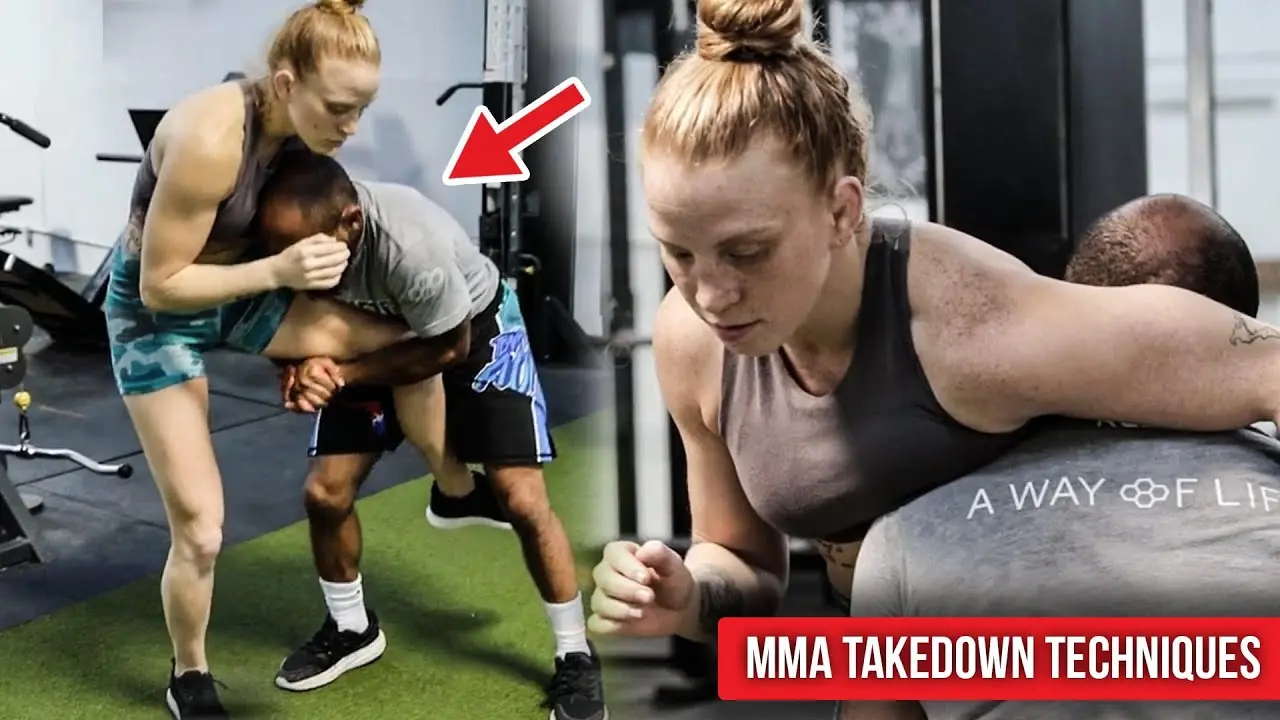 Các học viên MMA trình diễn các kỹ thuật hạ gục đối thủ
