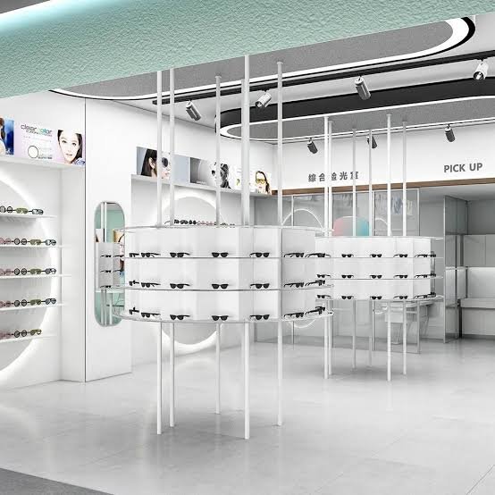 Showroom Mắt Kính Liên Sơn TP.HCM – trải nghiệm Ray-Ban Clip-On RX5228C chính hãng